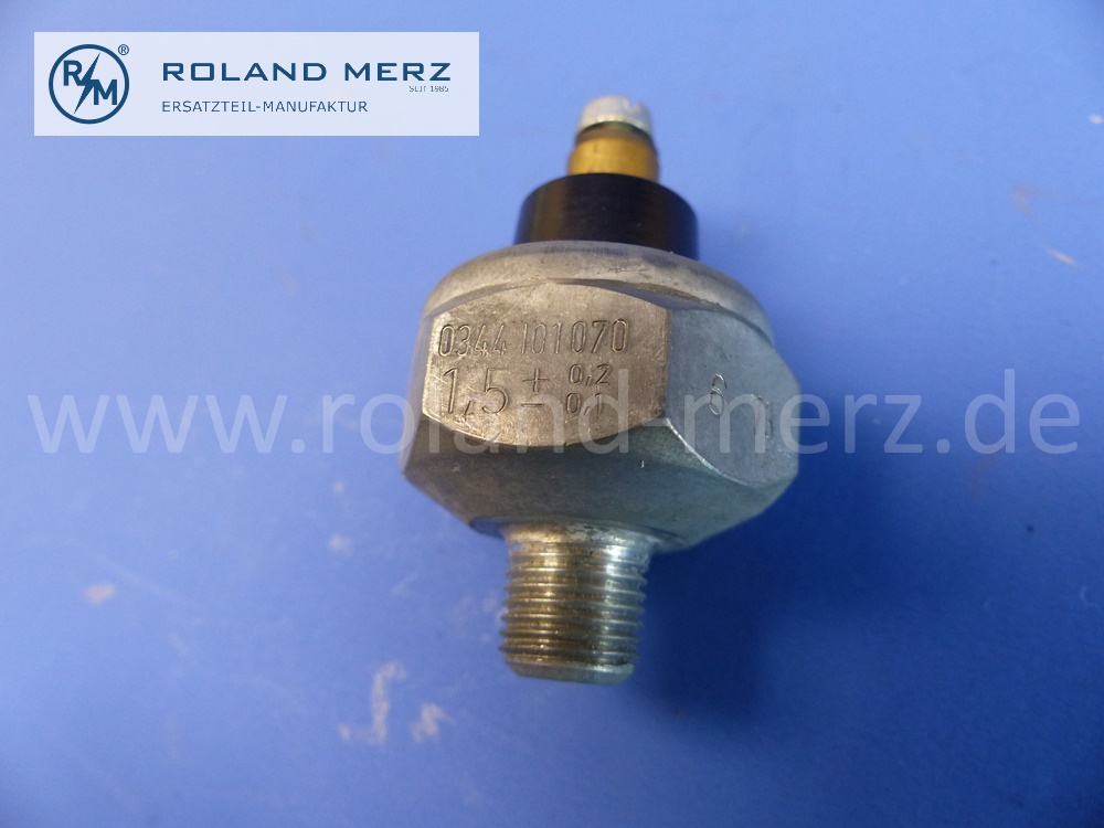 0344101070 Bosch oil pressure swiitch, Saab 900, Volvo 240, 260, 740, 760,, original Bosch spare part, NOS