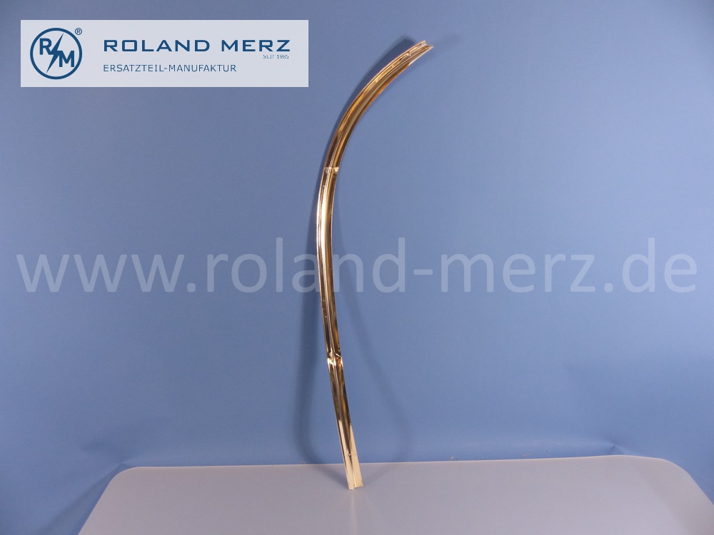 1156700116 Zierstab, Zierleiste, Zierrahmen, Frontscheibe, links unten , Mercedes W114, W115, Strich 8, Länge 940 mm, Original Mercedes Neuteil, NOS - größere Einzeldelle -