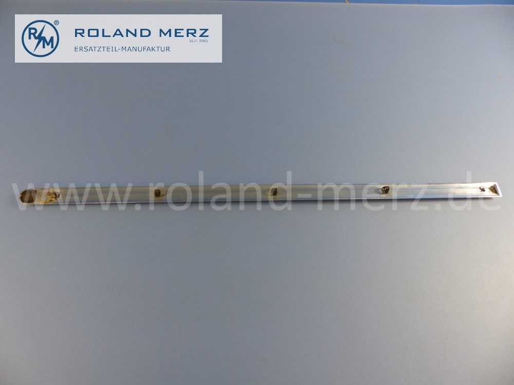 101807300381 1807300381 Zierstab, Zierleiste unten, Fondtür, rechts oder links, Länge 725mm, Mercedes W180, Ponton, MB 220S, Original Mercedes Neuteil, NOS