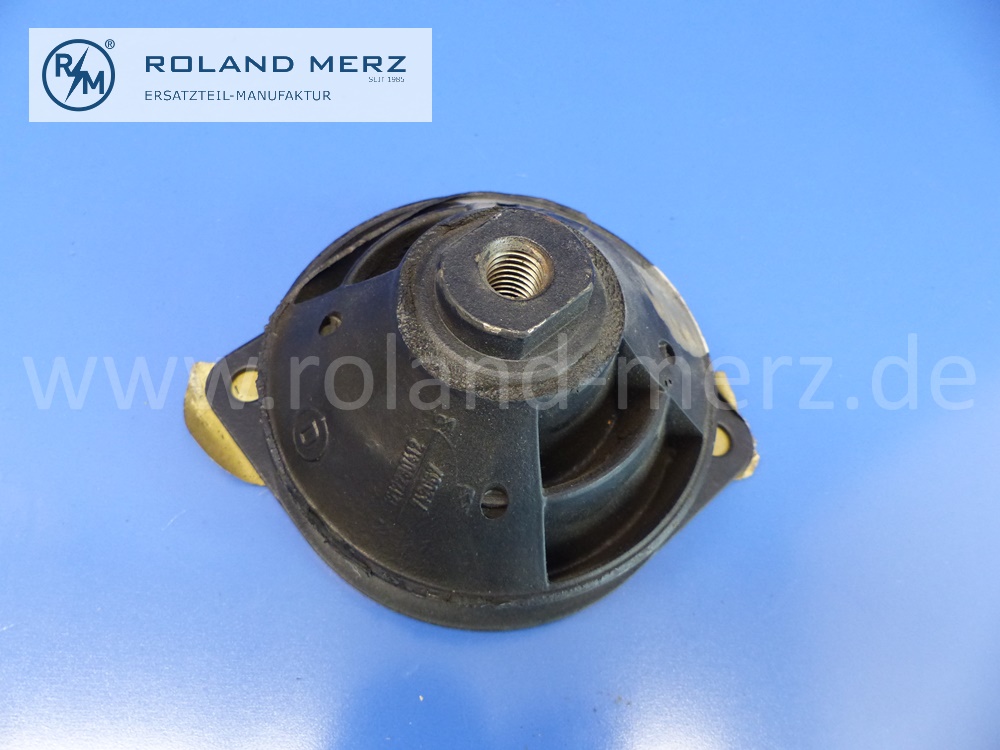 1212230412 Gummilager, Elastomerlager Motoraufhängung hinten links oder rechts, Mercedes W110, Heckflosse, Original Mercedes Neuteil, NOS