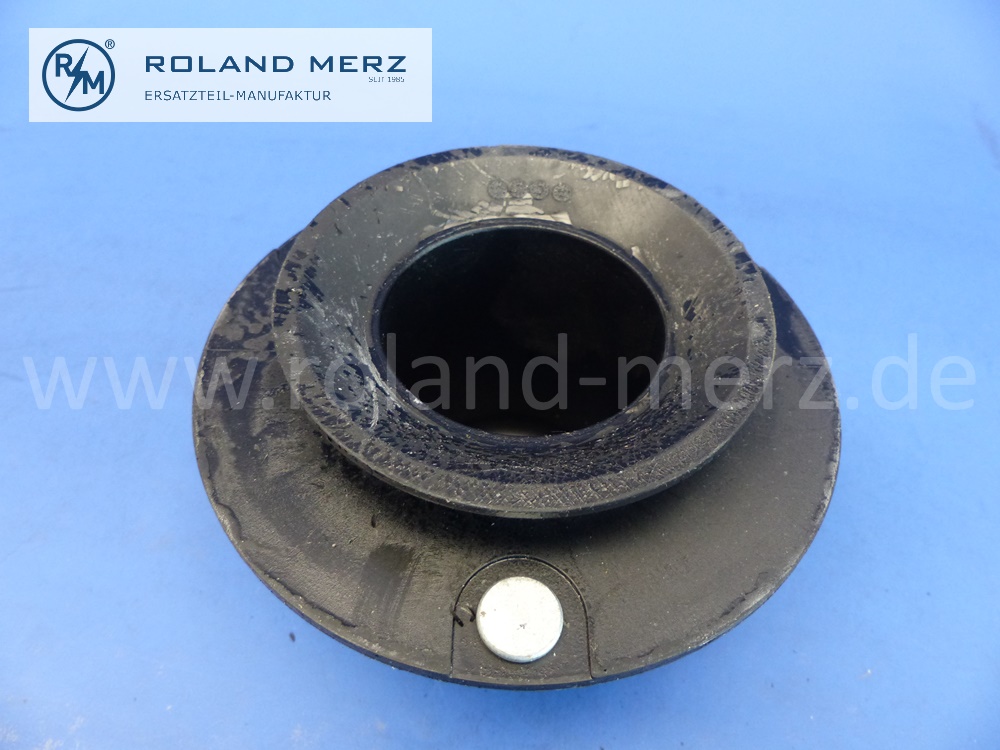 1243200473 Gummilager vorderes Dämpferbein an Rahmen, Mercedes W124, W129, Hersteller Meyle, Original Meyle Neuteil, NOS 