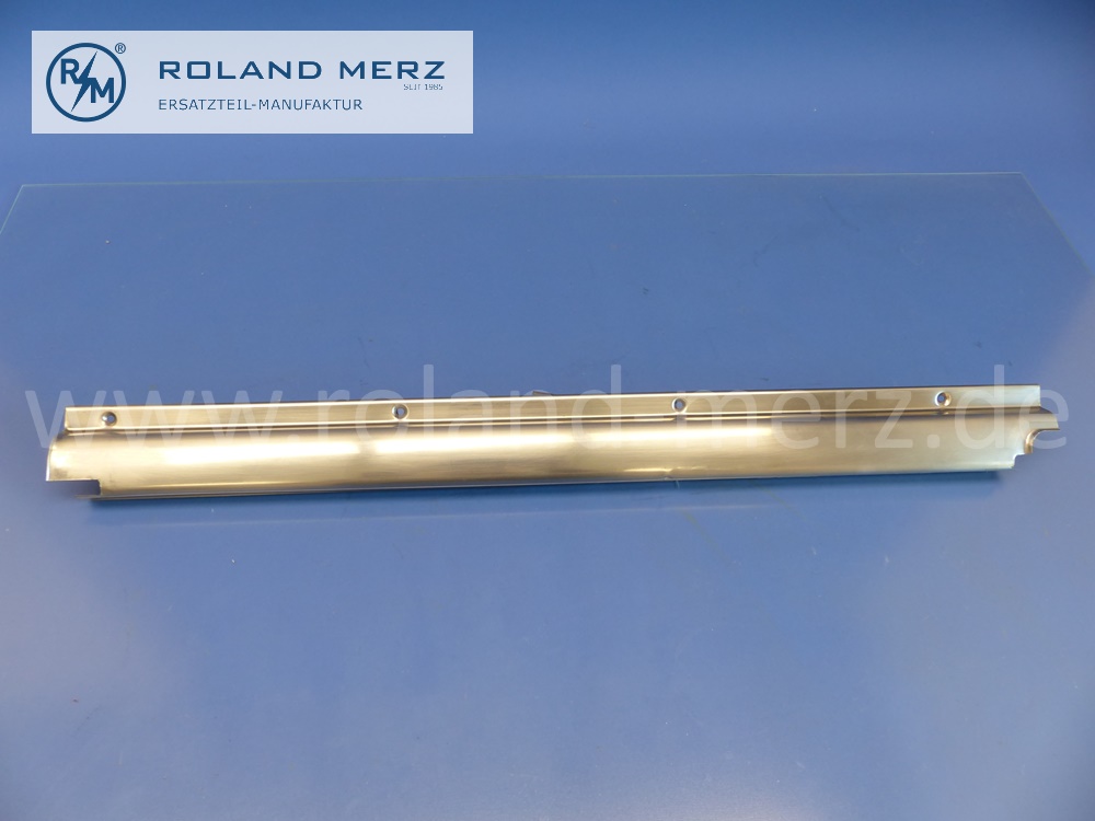 1086860336 Abdeckschiene, Schiene, Fondtür unten links, Mercedes W108, 250S, 250SE, 300SEB, Original Mercedes Neuteil, NOS - 2 mm Delle an Unterseite -