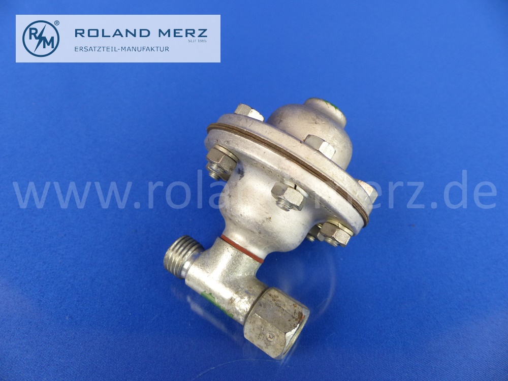 1890700568 Behälter, Dämpferbehälter, Mercedes W189, 300d, 300Sc, W198, 300SL Roadster, original Mercedes Neuteil NOS