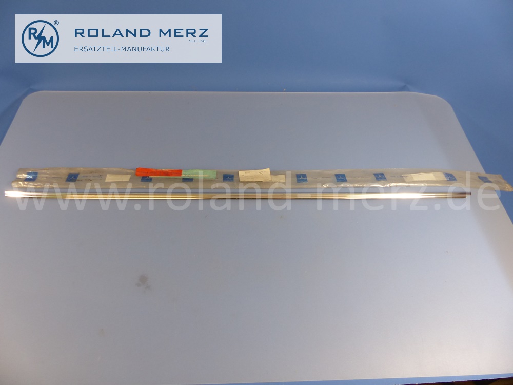 1156982101 Regenleiste Dachkante, links, Mercedes W114, W115, Strich 8, Länge 1040 mm, Original Mercedes Neuteil, NOS