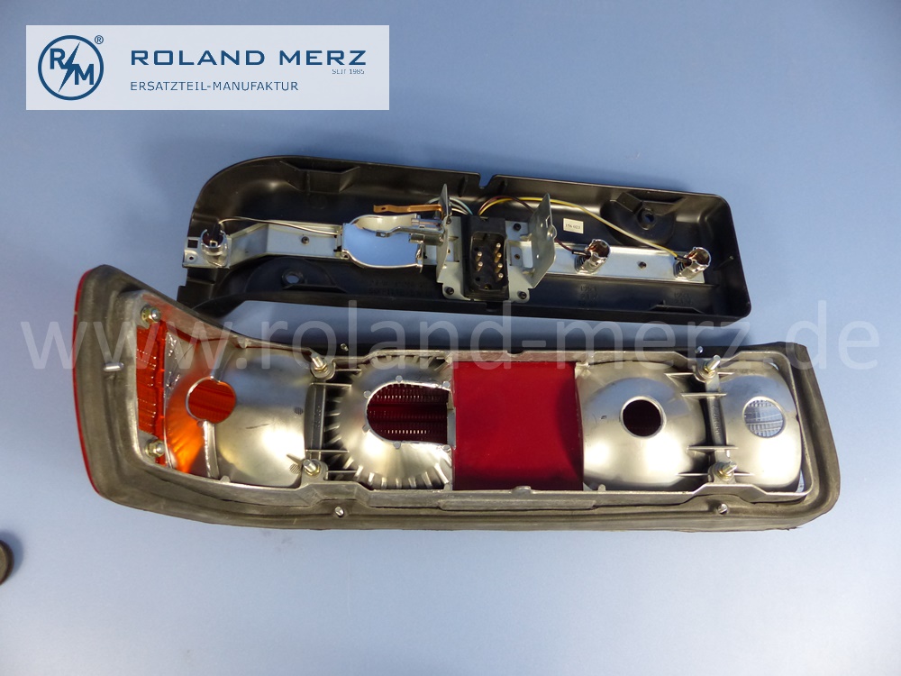 1078203764 Schlussleuchte, Rücklicht links, komplett, Mercedes W107, R107, C107, E: 1078202364, Original Mercedes Neuteil, NOS 