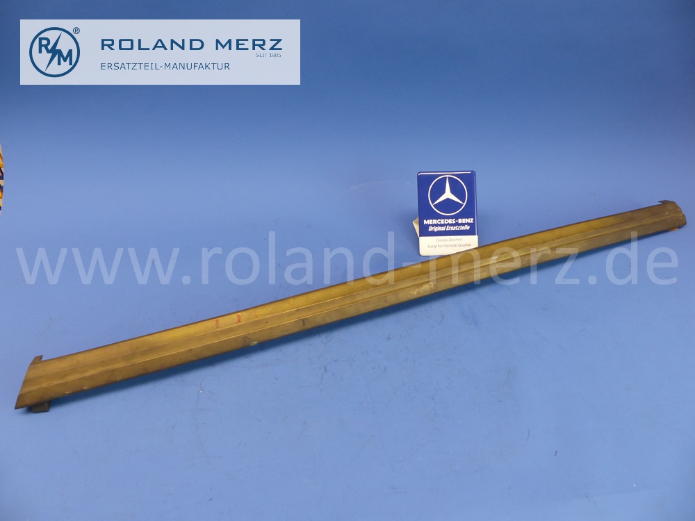 301807200130 1807200130 Zierstab links, Fahrertür, an Bordkante, Messing, Mercedes W128, W180, BM 030,, 037, 220S, 220SE Cabriolet, Coupé, original Mercedes Neuteil, NOS 