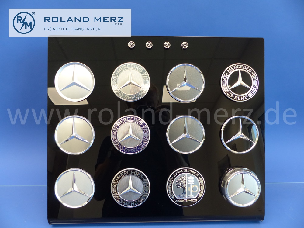 Schautafel, Dekoration, Sonderanfertigung, Rarität, Mercedes Nabenkappen in schwarzer Acryltafel, Eigenfertigung Roland Merz Ersatzteilmanufaktur