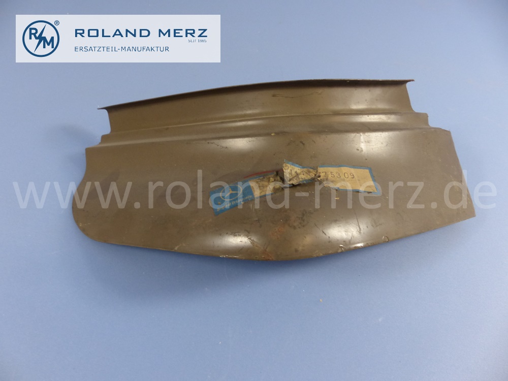 1116375309 Beplankung Endstück Seitenwand hinten links, Einschweißblech, Mercedes W111, W112, Original Mercedes Neuteil, NOS 