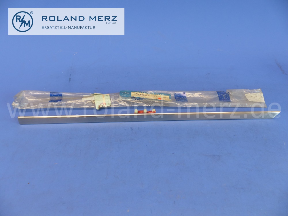 1266982180 Zierstab links an Hinterkotflügel über Saccobrett, mit Clips, Mercedes W126, Länge 51,8 cm, Original Mercedes Neuteil, NOS 