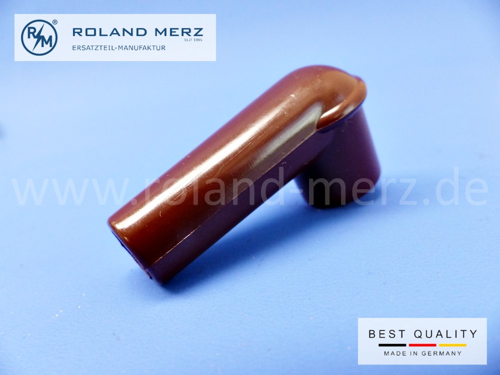 Kerzenstecker (Winkel) nicht entstört für 7 mm Ø Kabel und Zündkerzen mit M4 Anschluss 23323