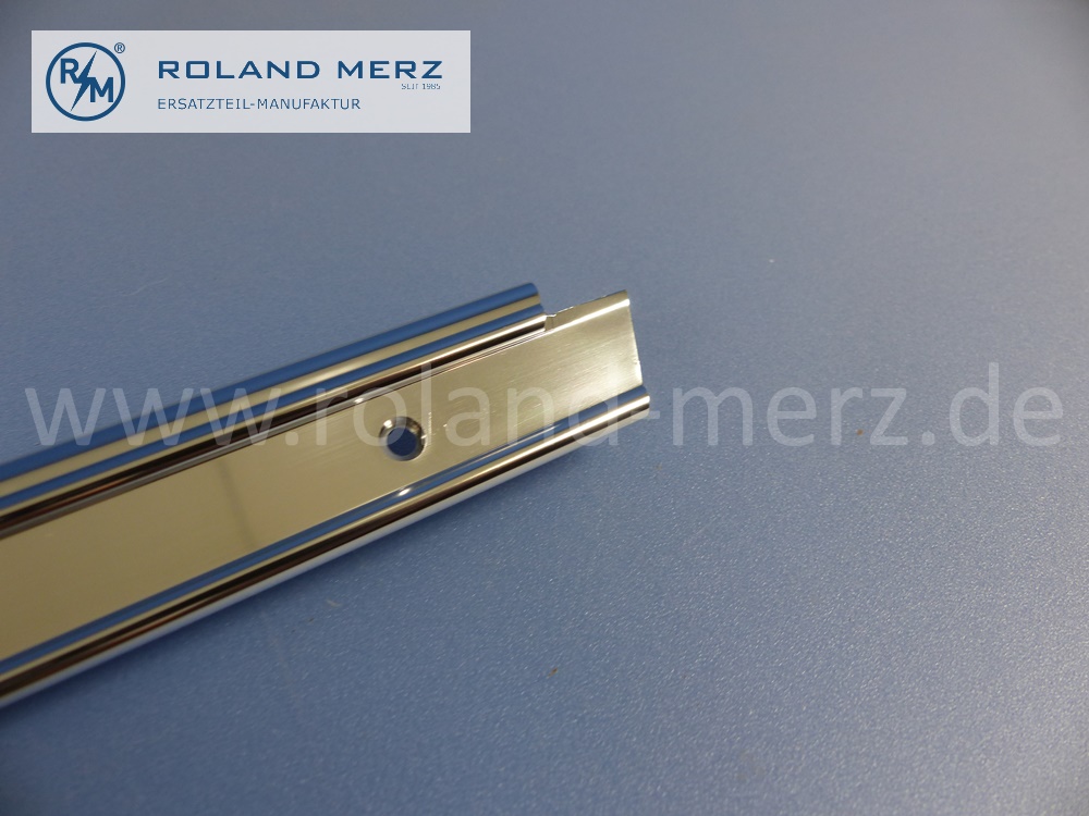 1136860136 Schiene, Abdeckschiene, Abdeckung, links unten, Einstieg, Länge 1060mm, Mercedes W113, Pagode, MB 230SL, 250SL, 280SL, Original Mercedes Neuteil, NOS
