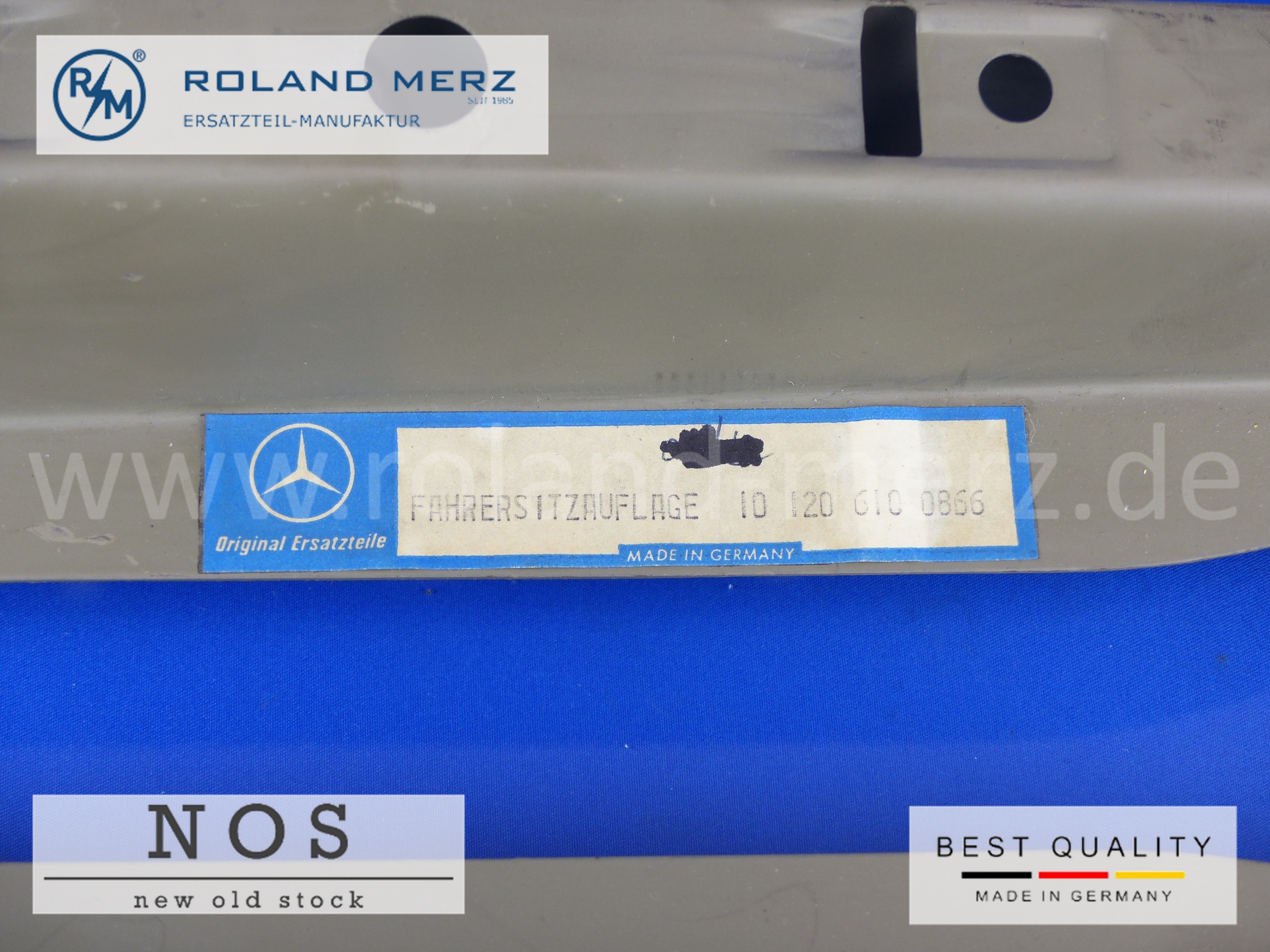 P1170631 101206100866 support drivers seat center Mercedes 180 220SE Ponton