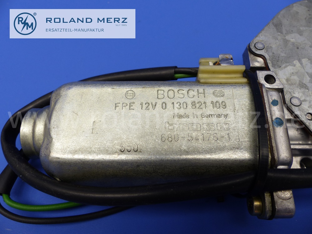 0130821109 Bosch window regulator motor, 12 Volt Brose 680-54176-1, original Bosch spare part, NOS