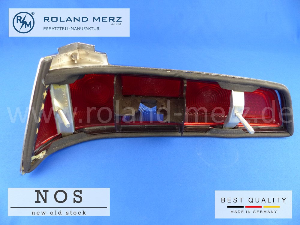 P1110235 Deckel für Rücklicht rechts rot / rot NOS Mercedes 110 820 08 66 für 190C - 200DC, 220b
