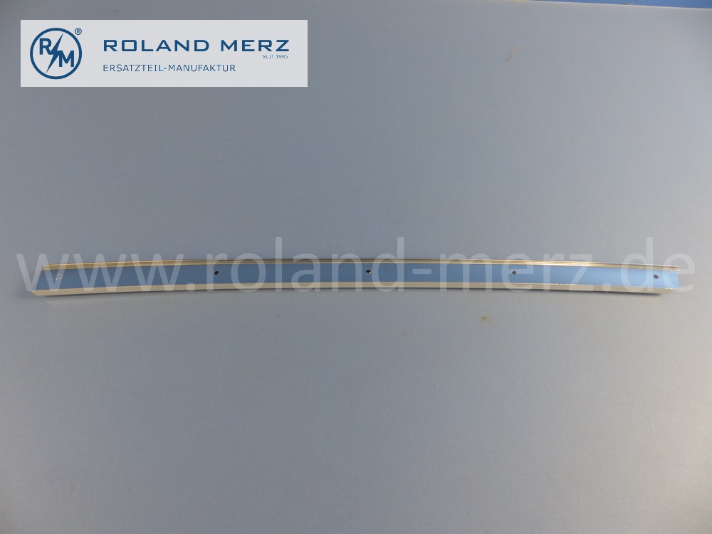 1077250365 Schiene, Abdichtschiene, Chromschiene, Fensterrahmen Tür, vorne schräg, links, Länge 515mm, Mercedes R107 roadster, SL, Original Mercedes Neuteil, NOS