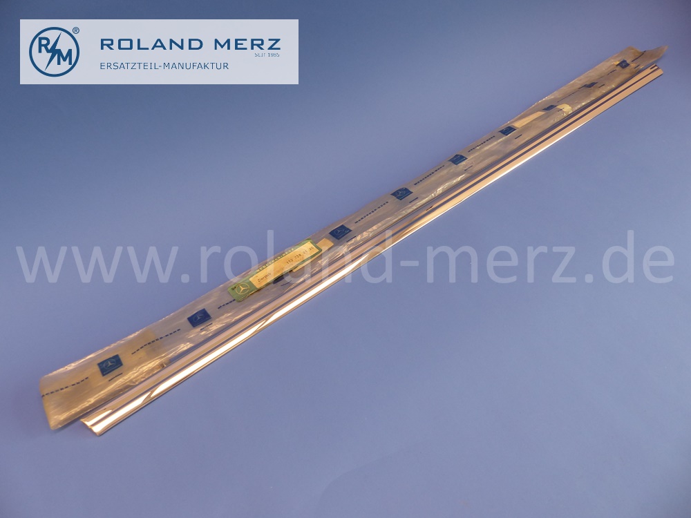 1137280130 Zierstab Bordkante Tür, Mercedes W113, Pagode 230SL – 280SL, links und rechts, Originalteil 100% passgenau, E. 1137280230, Original Mercedes Neuteil, NOS 