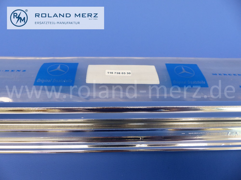 1157380330 Zierstab an Bordkante links, Fondtüren, Mercedes W114, W115, 230, 230.6 lang, 220D, 240D lang, Länge 800 mm, original Mercedes Neuteil, NOS