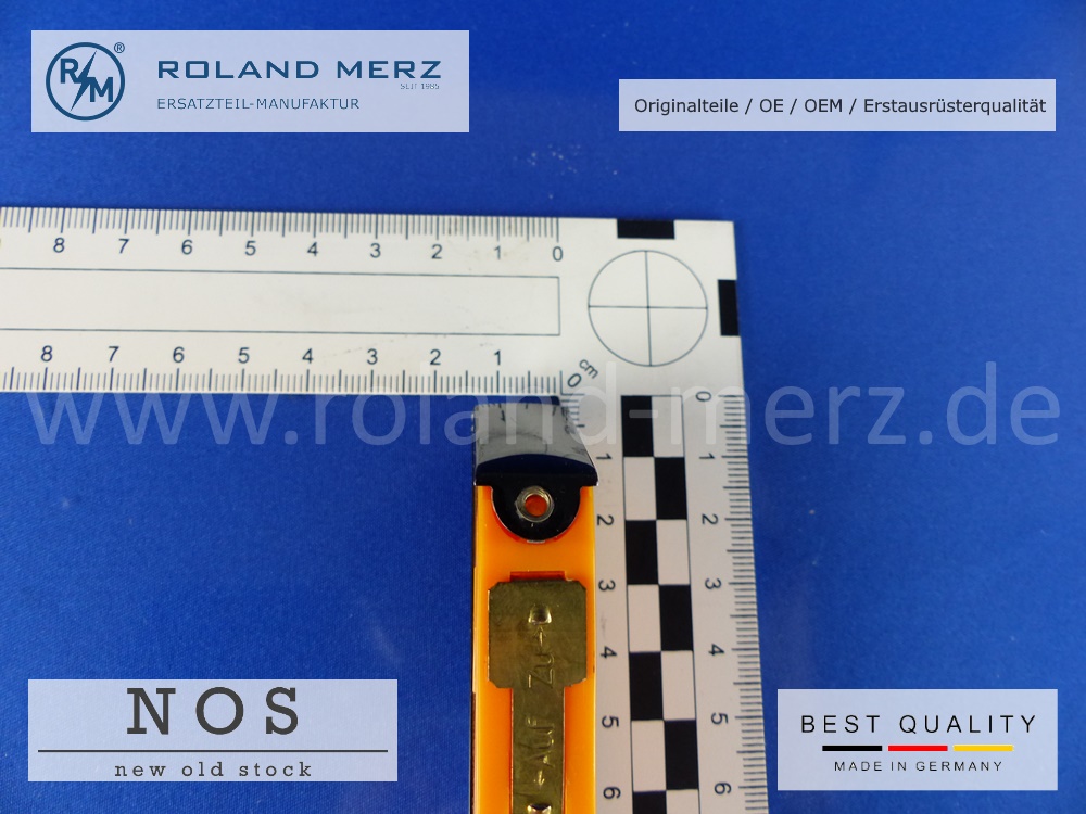 SWF-WA200-03 Aufbauwinker original SWF Wa 200 schwarz lackiert, 6V 200mm Pfeillänge für Borgward, Hanomag u.a.