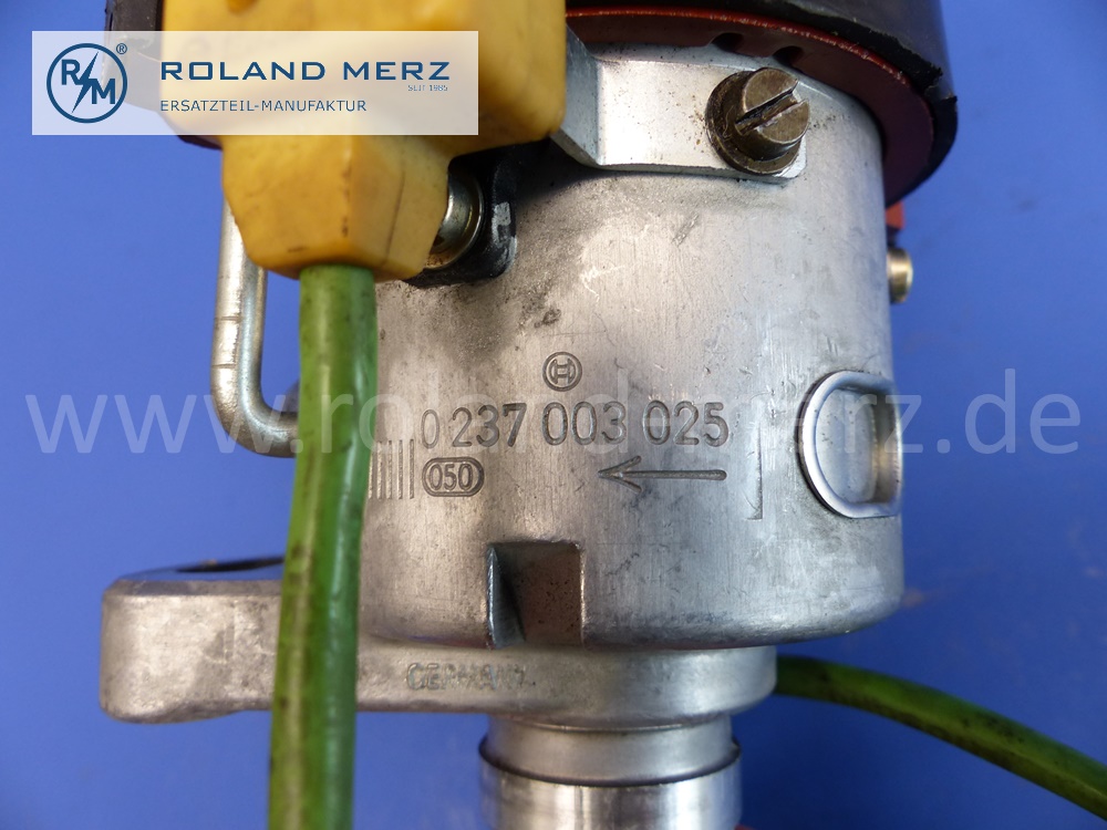 0237003025 Bosch Verteiler, Zündverteiler ZV-I, MB 0021589801 für Mercedes W123, S123, 230, M102.980, 100 kW, Original Austauschteil 