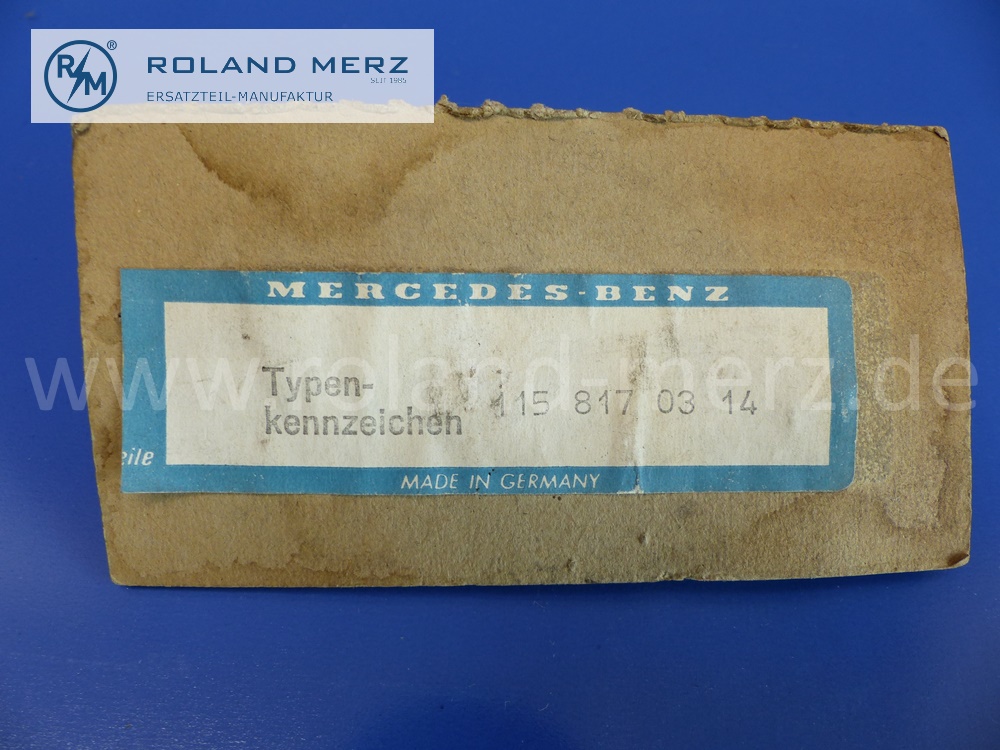 1158170314 Typenzeichen, Schriftzug 220 auf Instrumententafel für Mercedes W110, W115, Heckflosse, Strich 8, Original MB-Neuteil NOS 