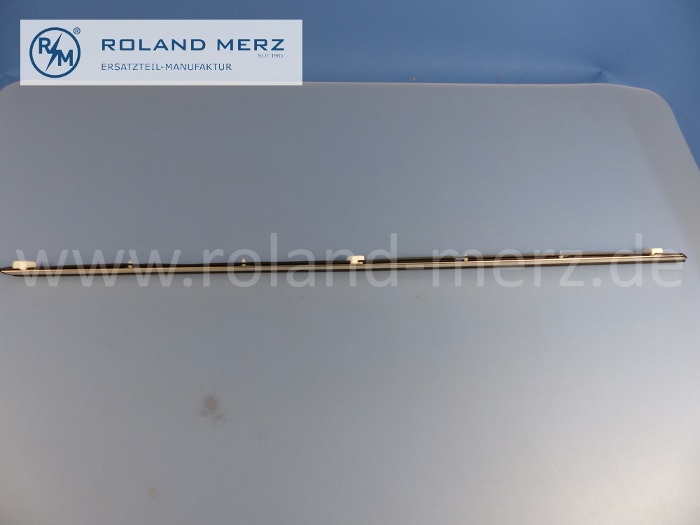 1147200180 Zierstab, Zierleiste, Fahrertür Wulstansatz, links, Mercedes W114, W115, Strich 8, Länge 975 mm, Original Mercedes Neuteil, NOS