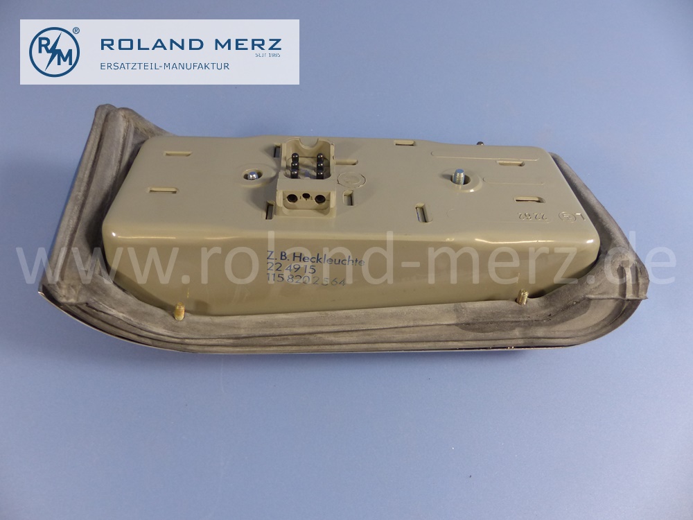 1158202564 Schlussleuchte, Heckleuchte, Rückleuchte, links, ältere Ausführung, mit Chromrahmen, Mercedes W114, W115, Strich 8, Original Mercedes Neuteil, NOS 