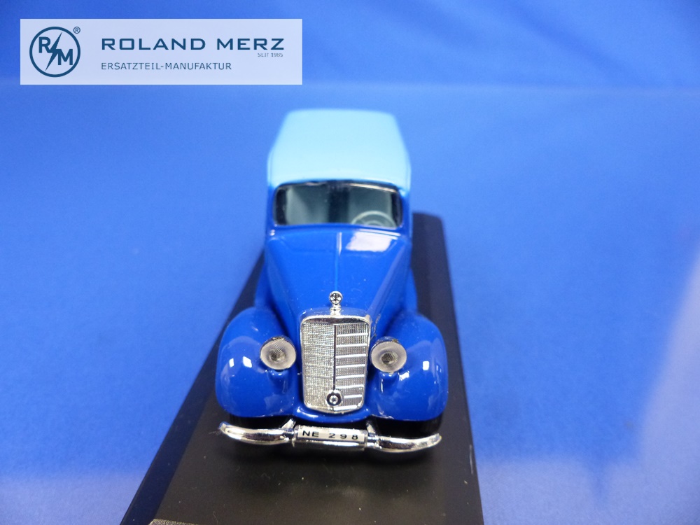 150298-18 Mercedes-Benz 170V Van Chocolat Suchard - 150298 Vitesse 1:43 Mopdell