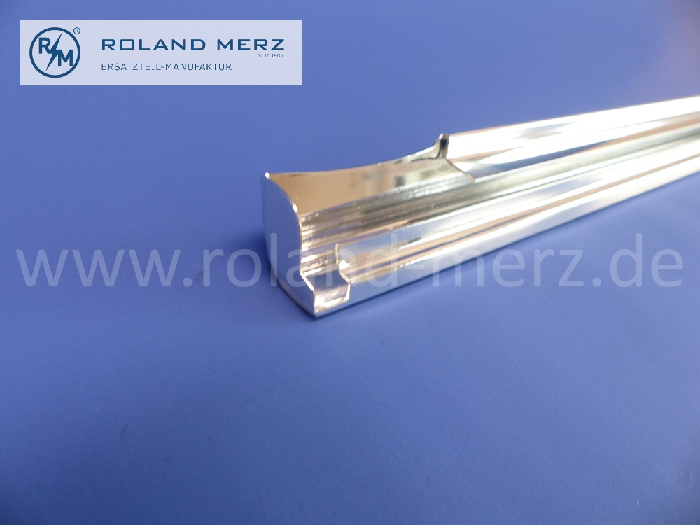1157380230 Zierstab an Bordkante, rechts, Fondtür, Länge 940mm, Mercedes W114, W115, Strich 8, Original Mercedes Neuteil, NOS 