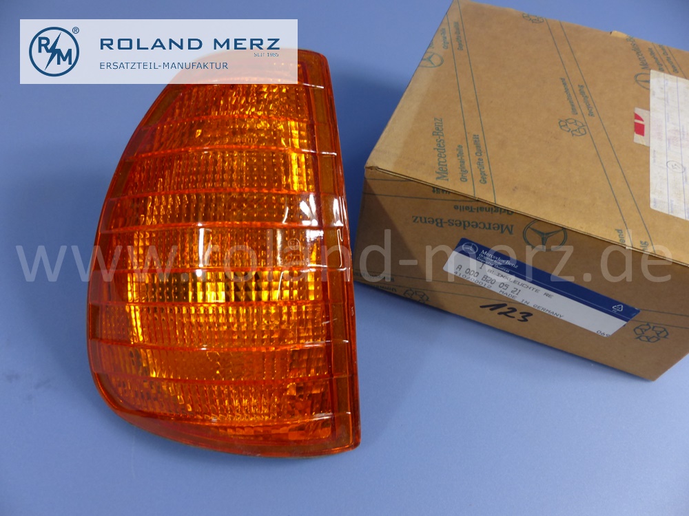 0008200521 Blinker, Blinkleuchte rechts, Hella, Mercedes W123, Original Mercedes Neuteil, NOS 