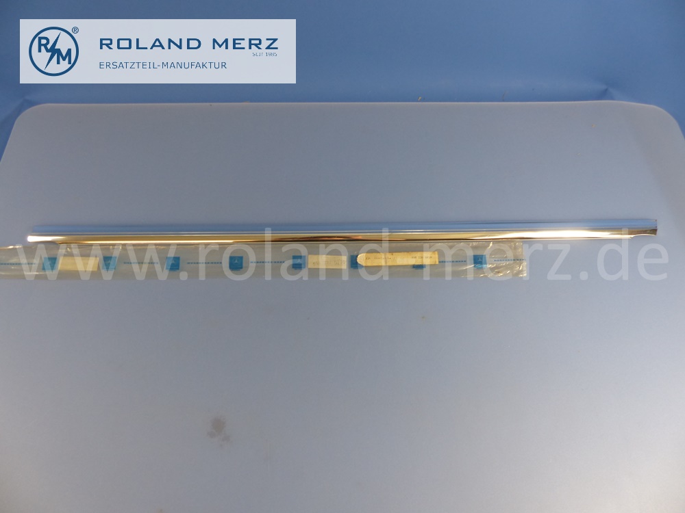 1087380230 Zierstab, Zierleiste, rechts, Fondtür Bordkante, Mercedes W108, Länge 965 mm, Original Mercedes Neuteil, NOS