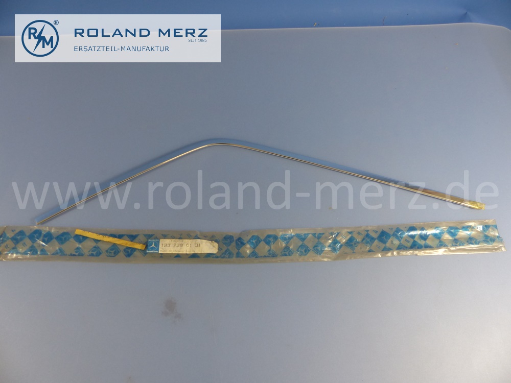 1237280131 Zierstab, Zierleiste, links, Fensterrahmen oben, Fahrertür, Mercedes W123, Länge 830 mm, Original Mercedes Neuteil, NOS