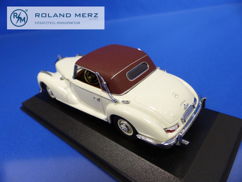 032341-10 Mercedes-Benz 300 S Cabriolet weiss/braun - Minichamps PMA 1:43