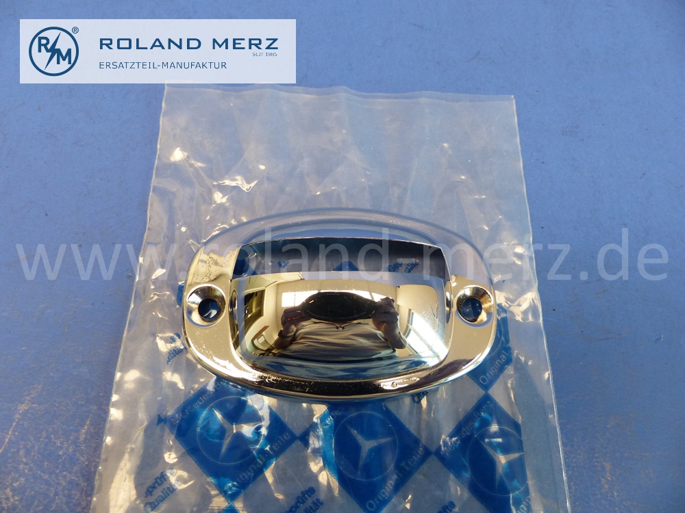 0008260077 Blende Kennzeichenleuchte verchromt, ohne Glas, Mercedes W110, W111, Original Mercedes Neuteil, NOS