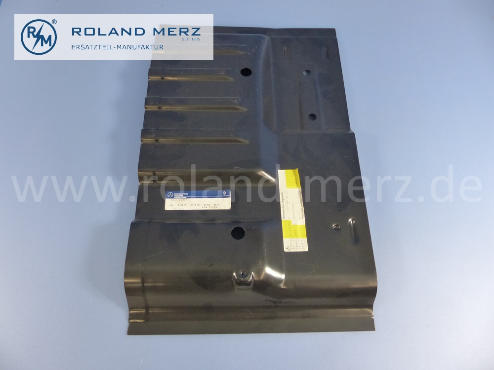 1076160967 Bodenblech, Hauptboden, hinten links, Mercedes C107, 280SLC, 350SLC, 450SLC, 380SLC, 500SLC, Original Mercedes Neuteil, NOS - Originalteil 100% passgenau -