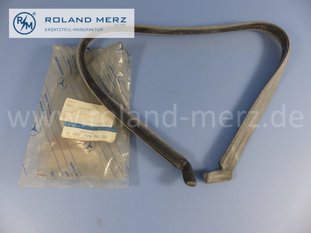 1077790022 Dichtung Dachrahmen fahrzeugseitig vorne, Länge 1200mm, Mercedes R107 roadster, SL, Original Mercedes Neuteil, NOS