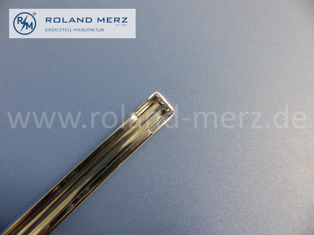 1117370582 Zierstab, Zierleiste Türbelag oben, Fondtür links oder rechts, Länge 715mm, Mercedes W111, 220SB, 220SEB, Original Mercedes Neuteil, NOS