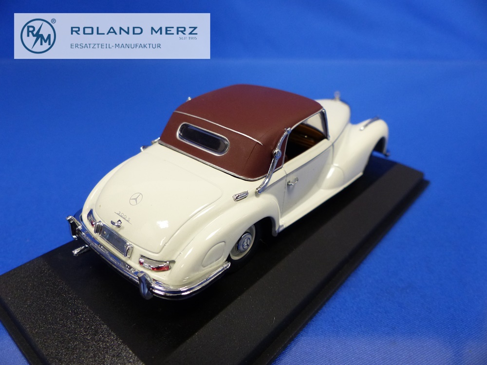 032341-08 Mercedes-Benz 300 S Cabriolet weiss/braun - Minichamps PMA 1:43