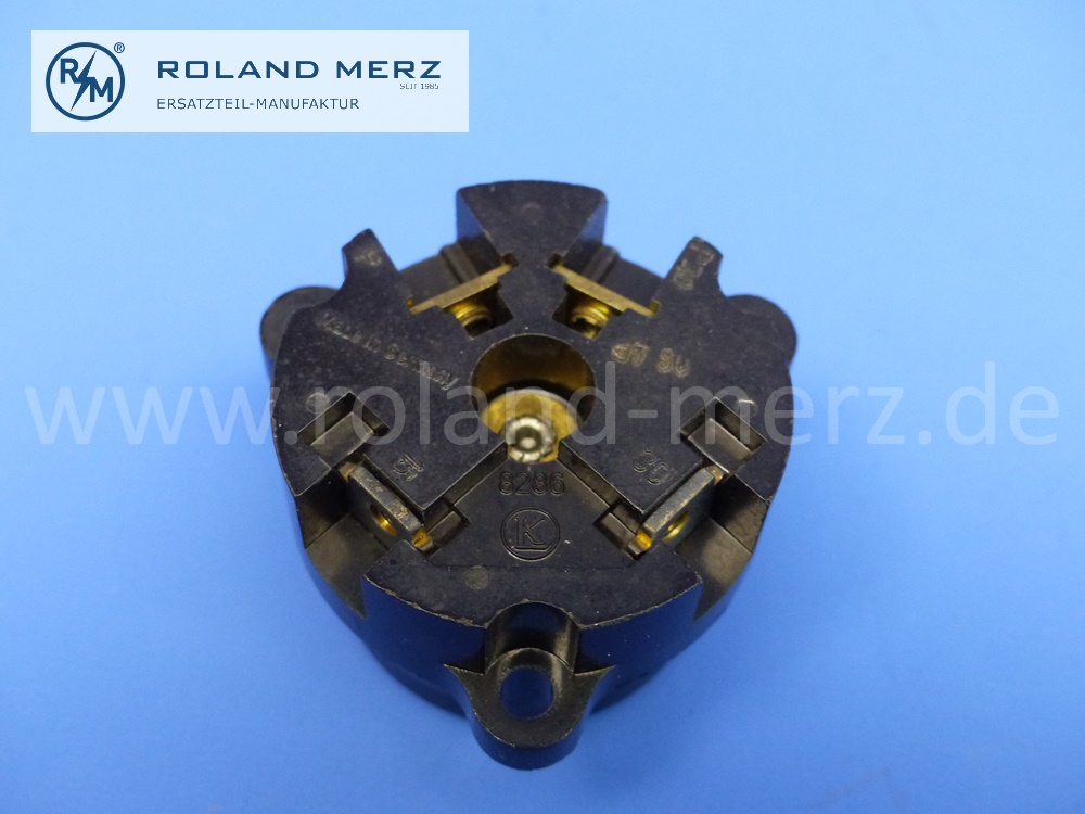 0004621093 Kostal 8286 ignition switch, automatic light cut off, Mercedes W110, W111, W112, pls. compare picture and Kostal reference number, original Mercedes spare-part, NOS