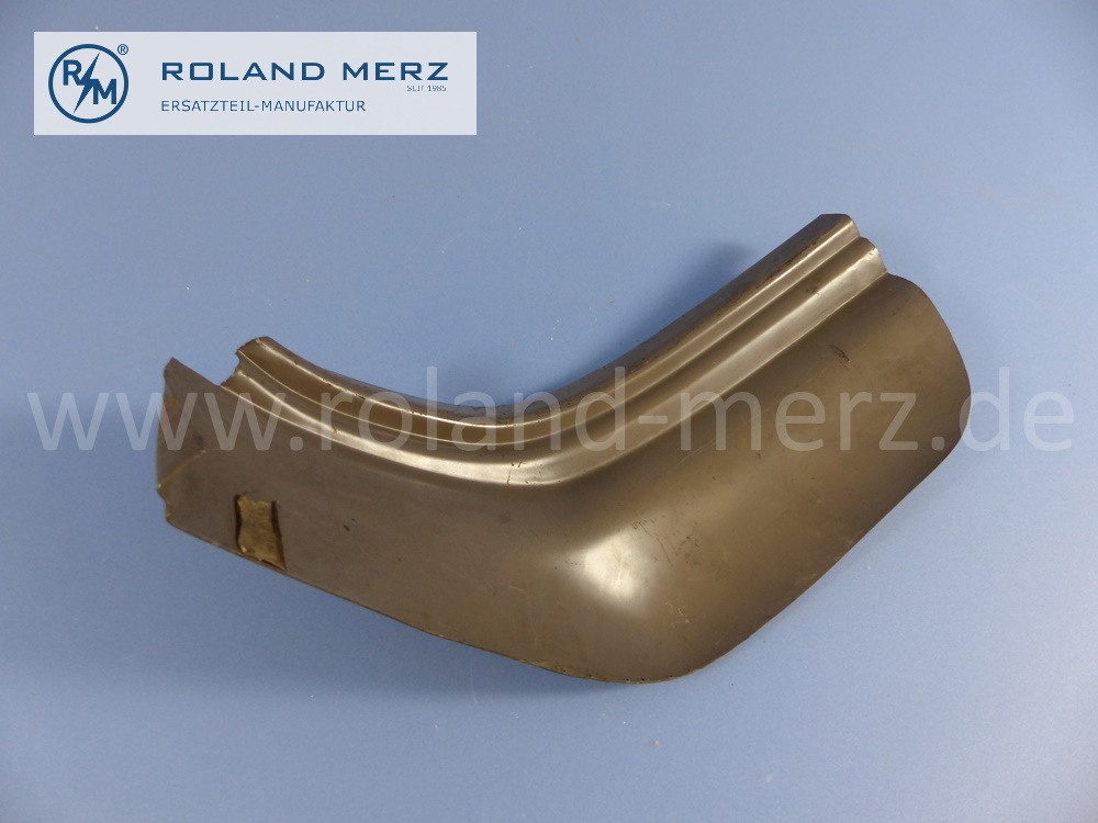 1116375309 Beplankung Endstück Seitenwand hinten links, Einschweißblech, Mercedes W111, W112, Original Mercedes Neuteil, NOS 