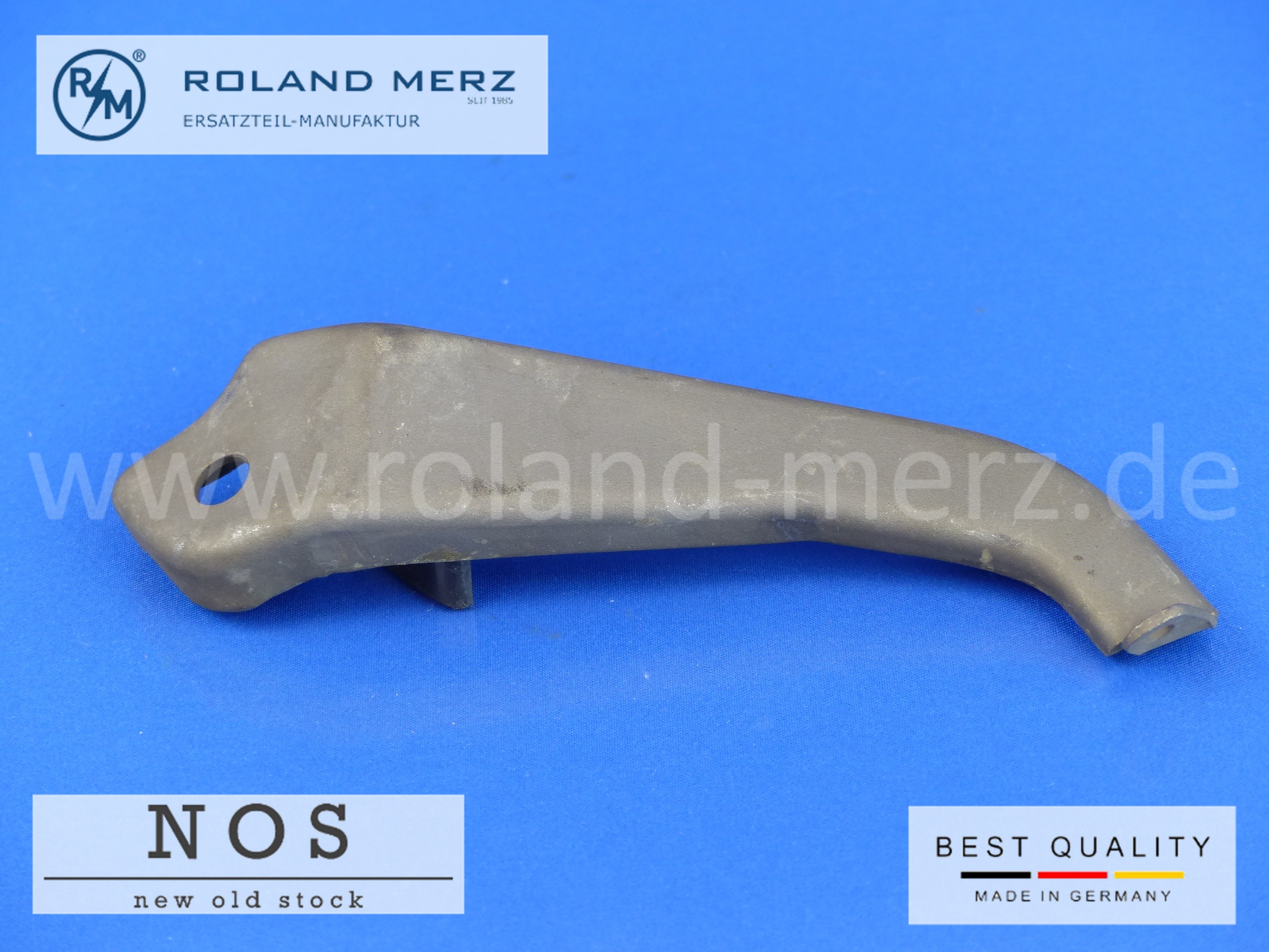 3192930940 Halter Rückzugfeder Mercedes L/O 319