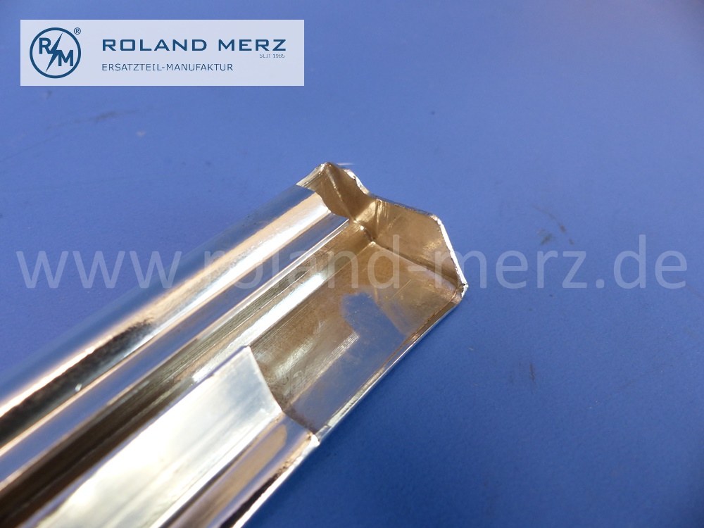 1088801082 Zierstab Kotflügel vorne, rechts, Mercedes W108, 109, frühe Version, Länge 995 mm, original Mercedes Neuteil, NOS 