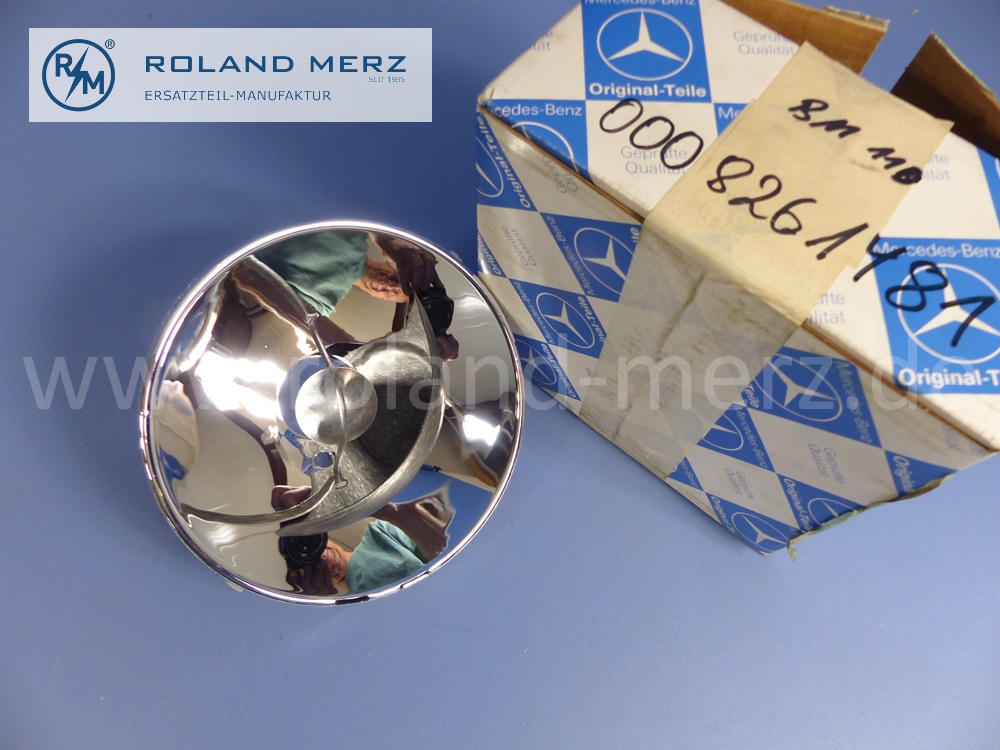 0008261481 Bosch reflector head lamp, left and right, right hand traffic, Mercedes W110 Heckflosse, original Mercedes spare-part, NOS