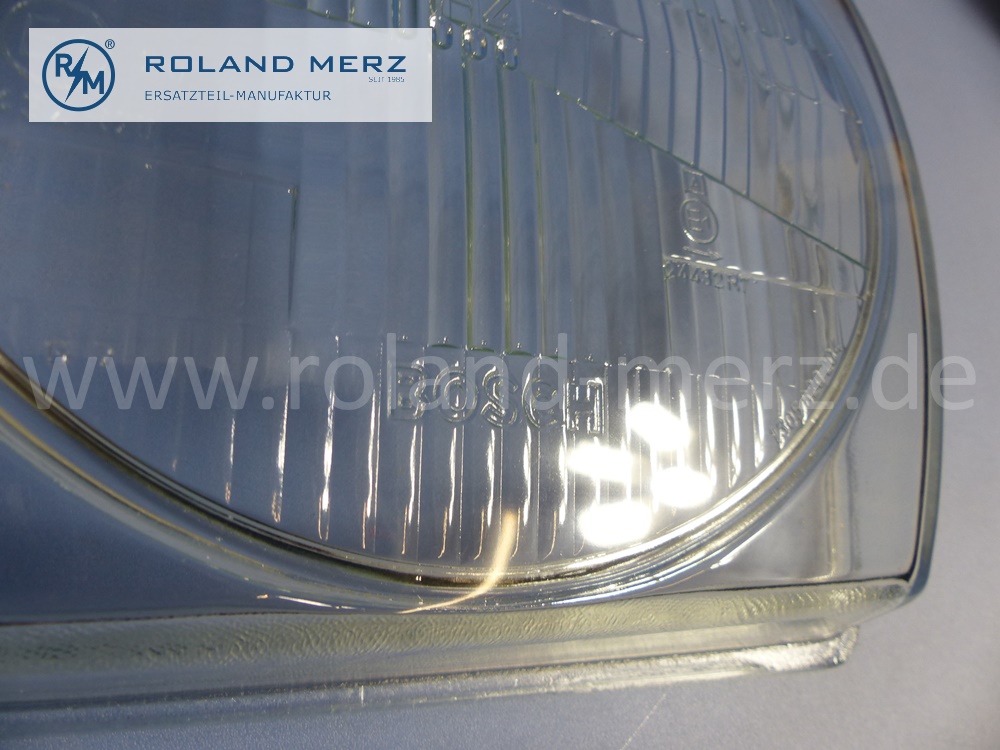 1238261590 Bosch lens head lamp ,left, H4, right hand traffic, Mercedes W123, original Mercedes spare-part, NOS