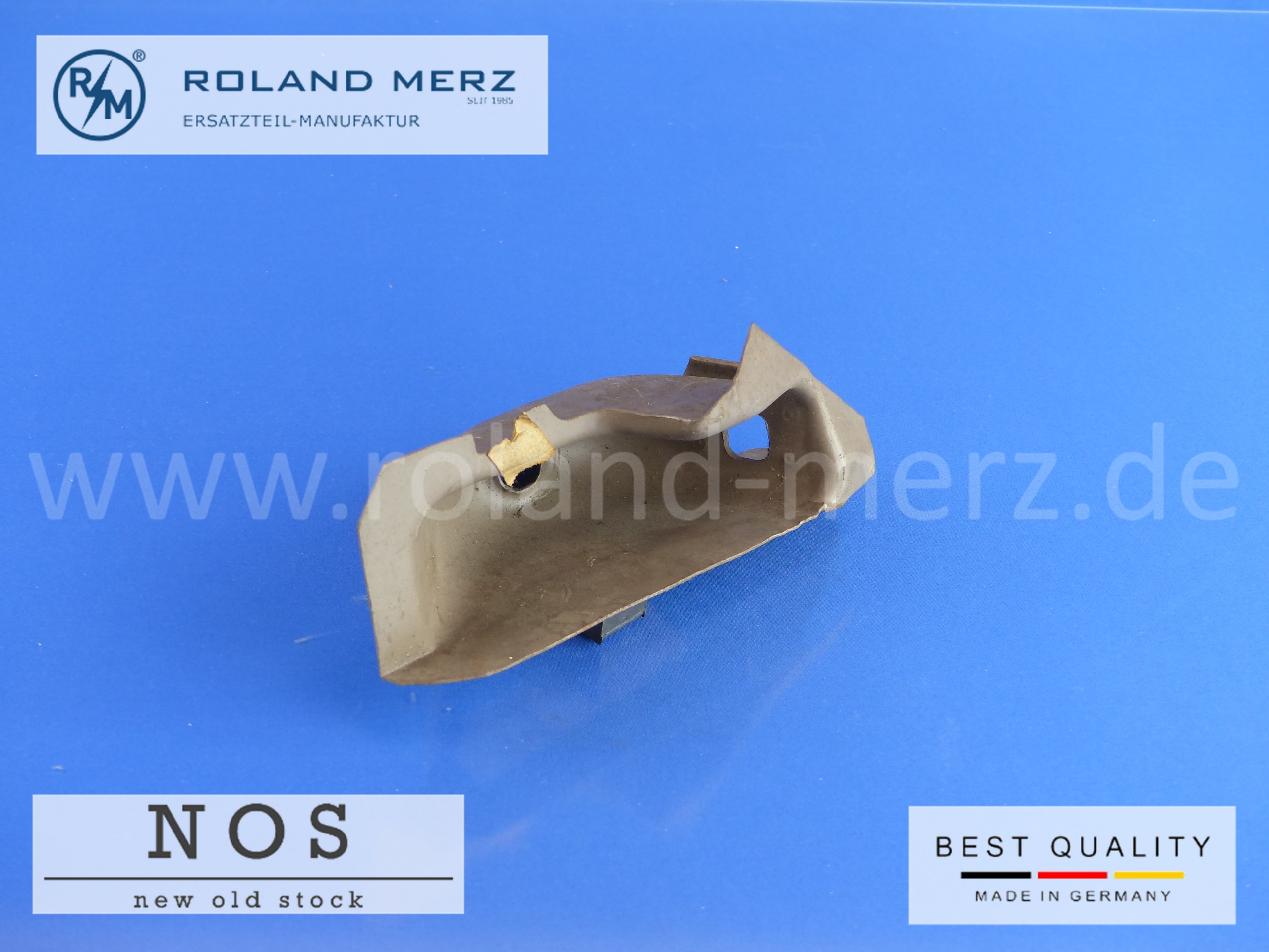 P1180495 1106300422 end piece right Mercedes W110 W111 W112