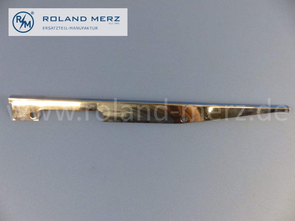1136980284 Zierstab, Zierleiste, rechts, Heckmittelstück, Länge 383mm, Mercedes W113, Pagode, MB 230SL, 250SL, 280SL, Original Mercedes Neuteil, NOS