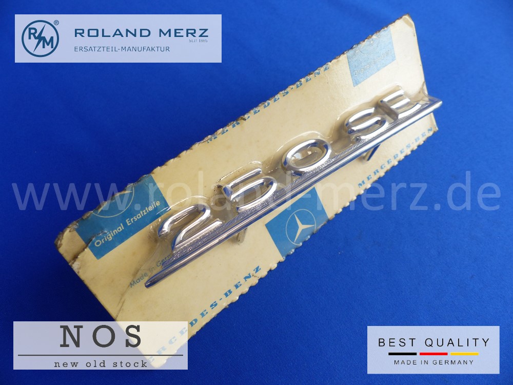 108 817 01 14 Typenkennzeichen innen an Armaturenbrett Mercedes 250 SE, original Neuteil/NOS