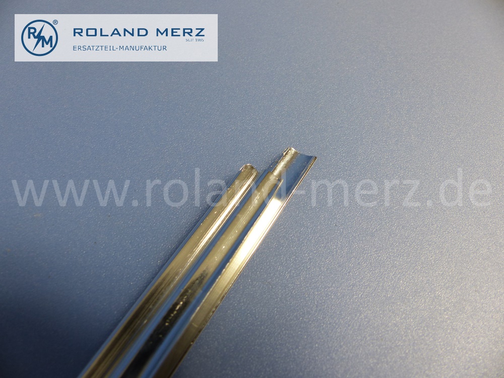 1156982101 Regenleiste Dachkante, links, Mercedes W114, W115, Strich 8, Länge 1040 mm, Original Mercedes Neuteil, NOS