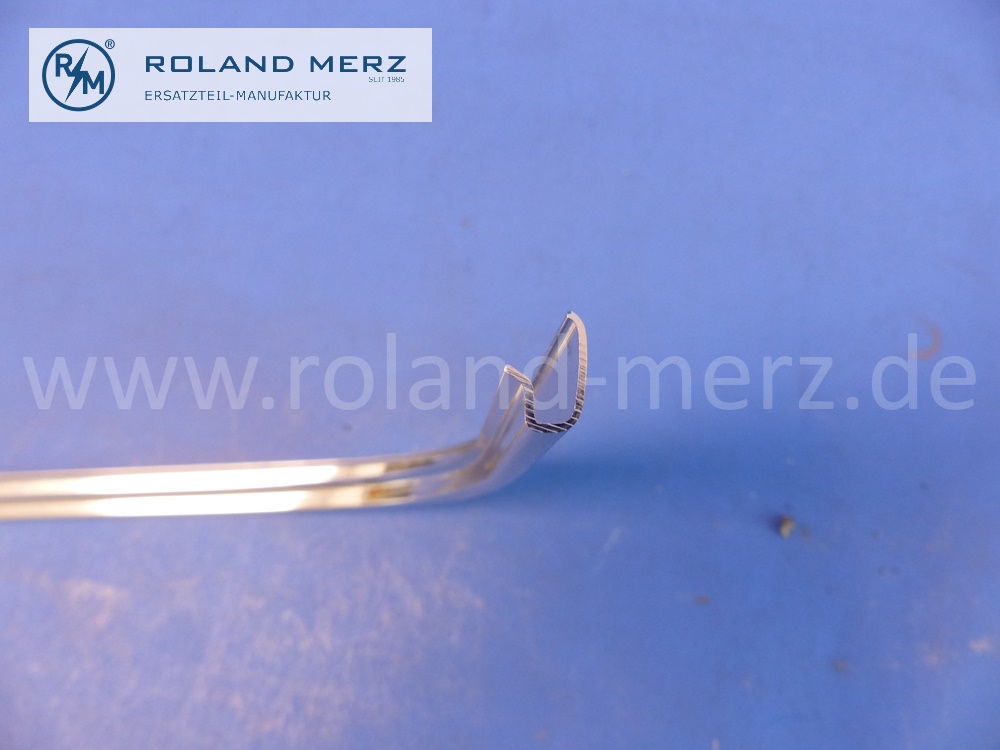 1236980281 Zierstab unter Rückleuchte rechts, Mercedes W123, Länge 58,5 cm, Original Mercedes Neuteil, NOS 