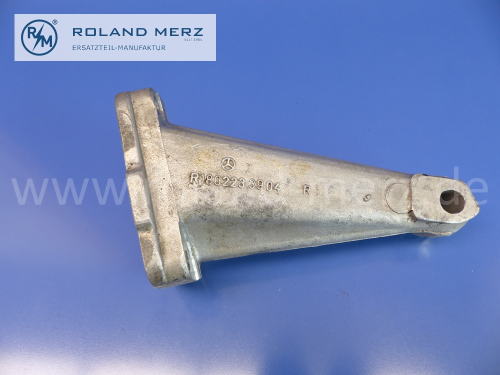 1802233904 Träger Motor, Motorträger, rechts, Mercedes Motoren M110, M114, M130, M180, Original Mercedes Neuteil, NOS