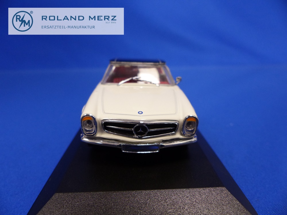 032251-08 Mercedes-Benz 280 SL Pagode weiss/schwarz - Minichamps PMA 1:43